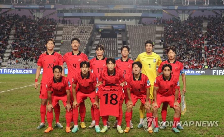 한국 축구 U-20 월드컵 이탈리아전 패배에 일본 누리꾼 환호하며 달아놓은 댓글 수준 (+번역)